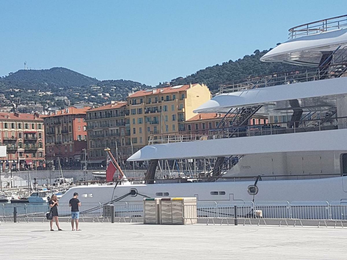 Les Palmiers A 700M De La Mer ニース エクステリア 写真